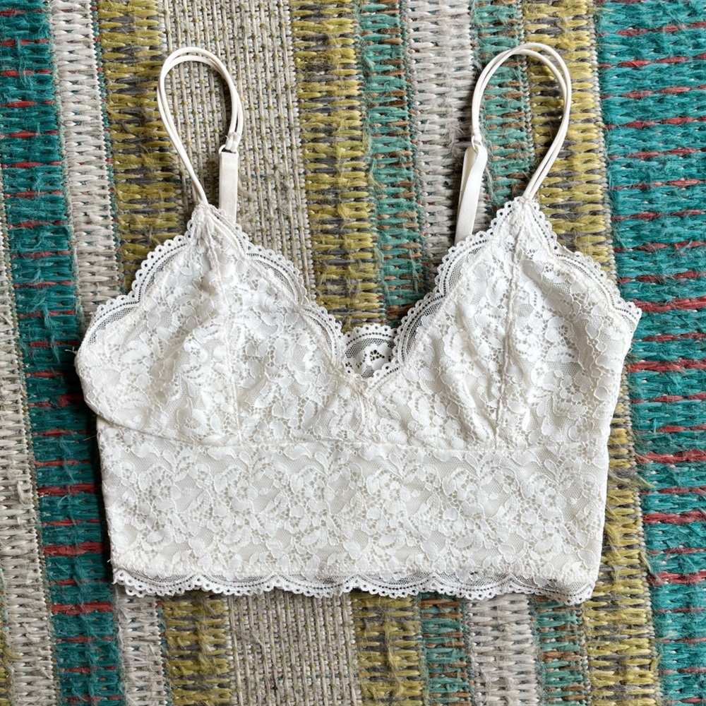 SO Lace Bralette